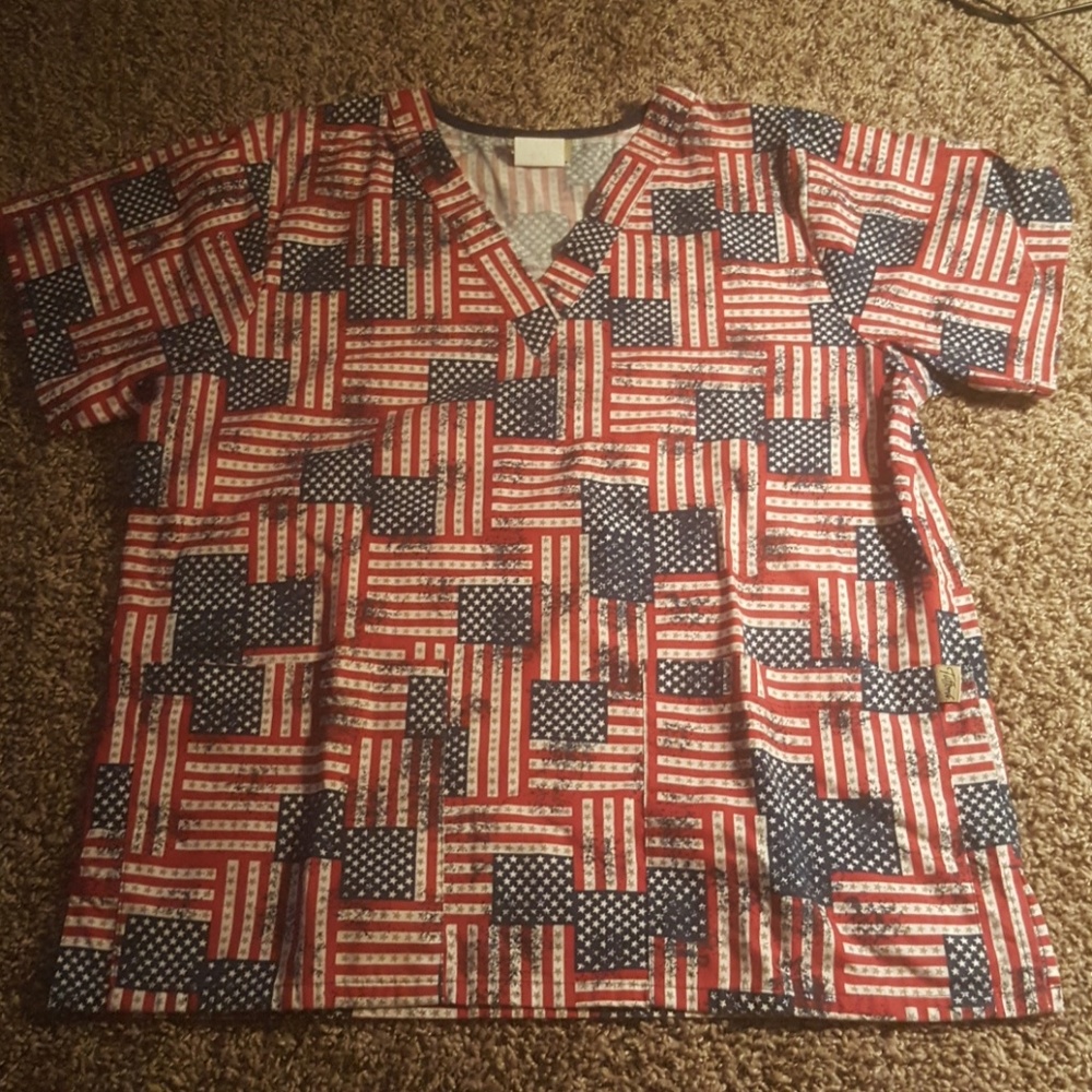 Scrub top